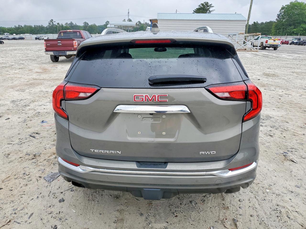 2018 GMC Terrain Denali - Фото 6