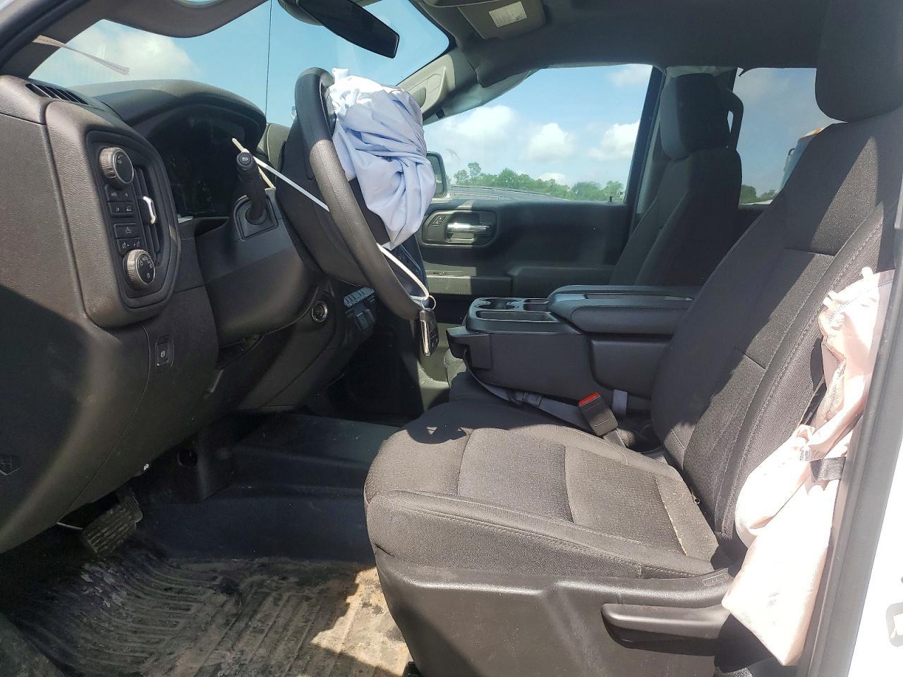 2025 Chevrolet Silverado K1500 - Фото 7