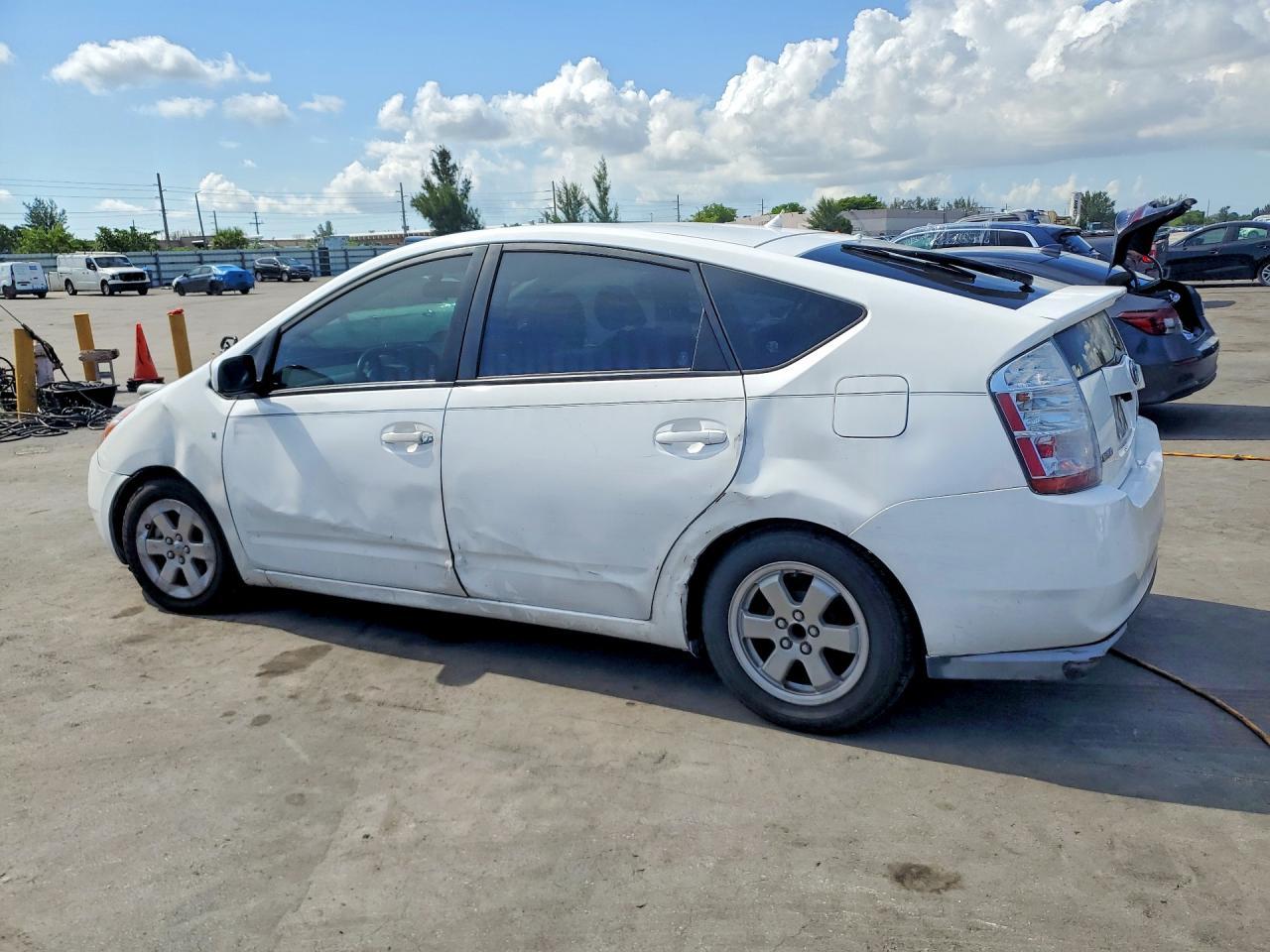 2007 Toyota Prius Base - Image 2