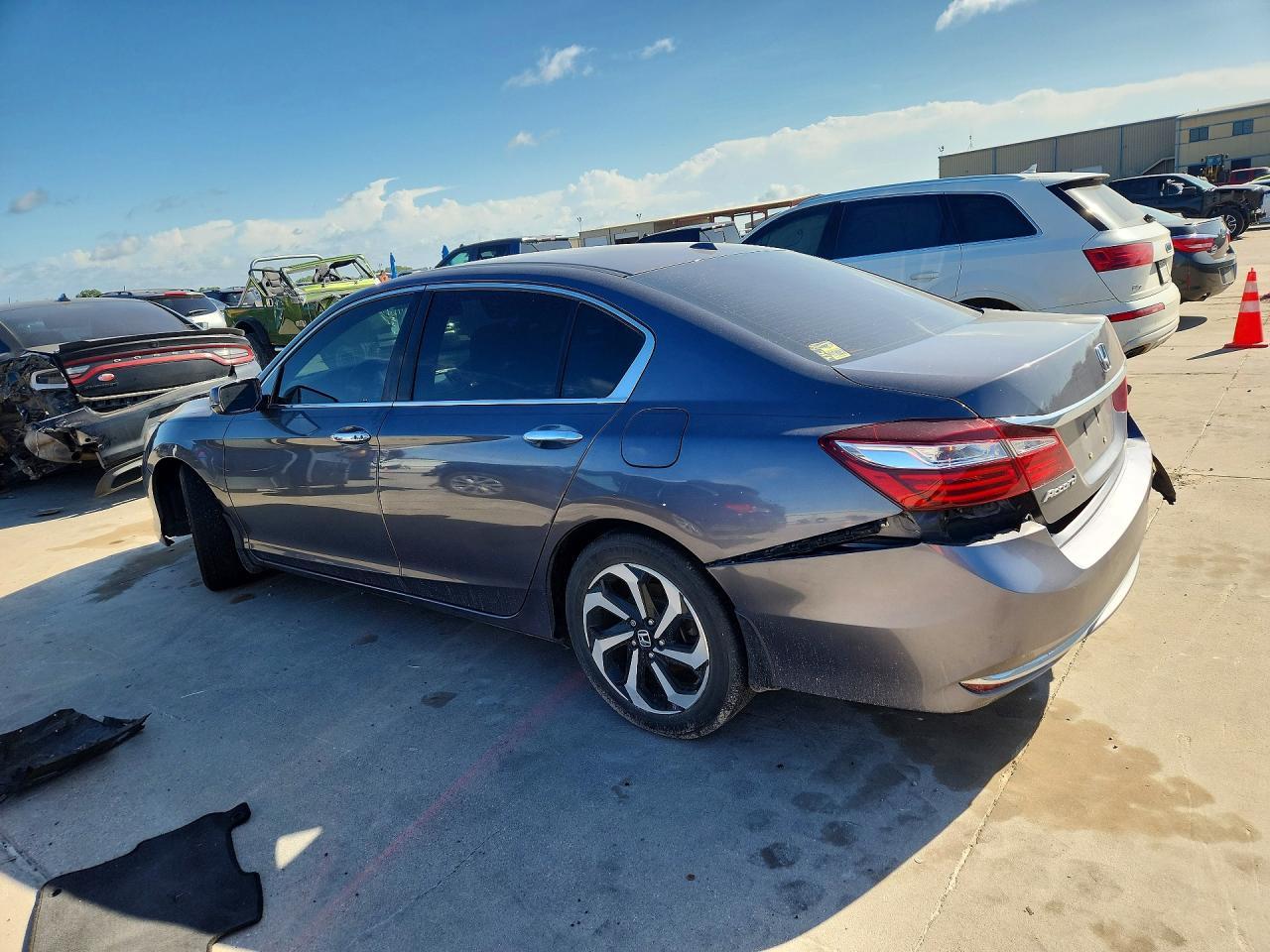 2017 Honda Accord Exl - Image 2