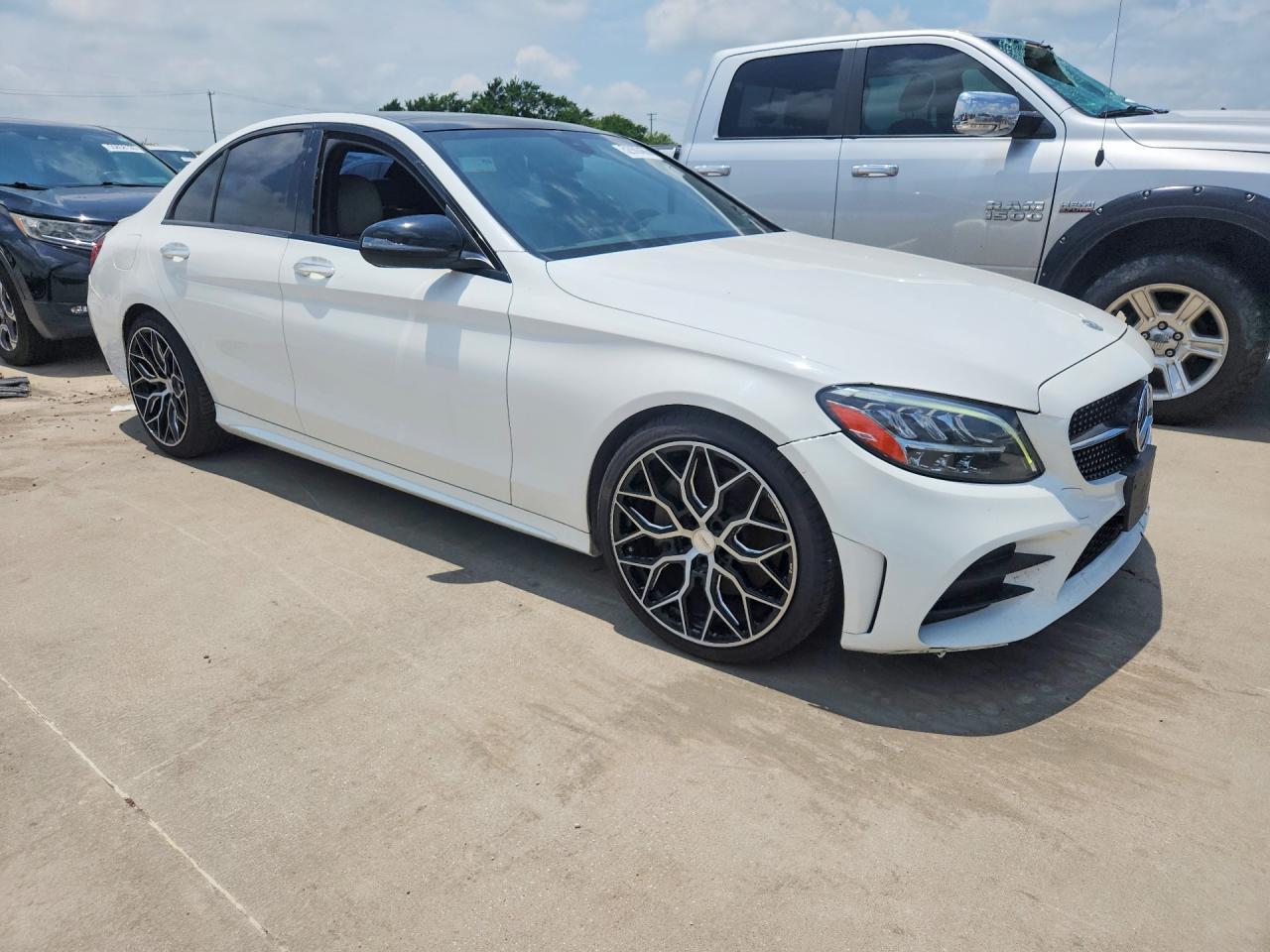 2019 Mercedes-Benz C 300 - Image 4