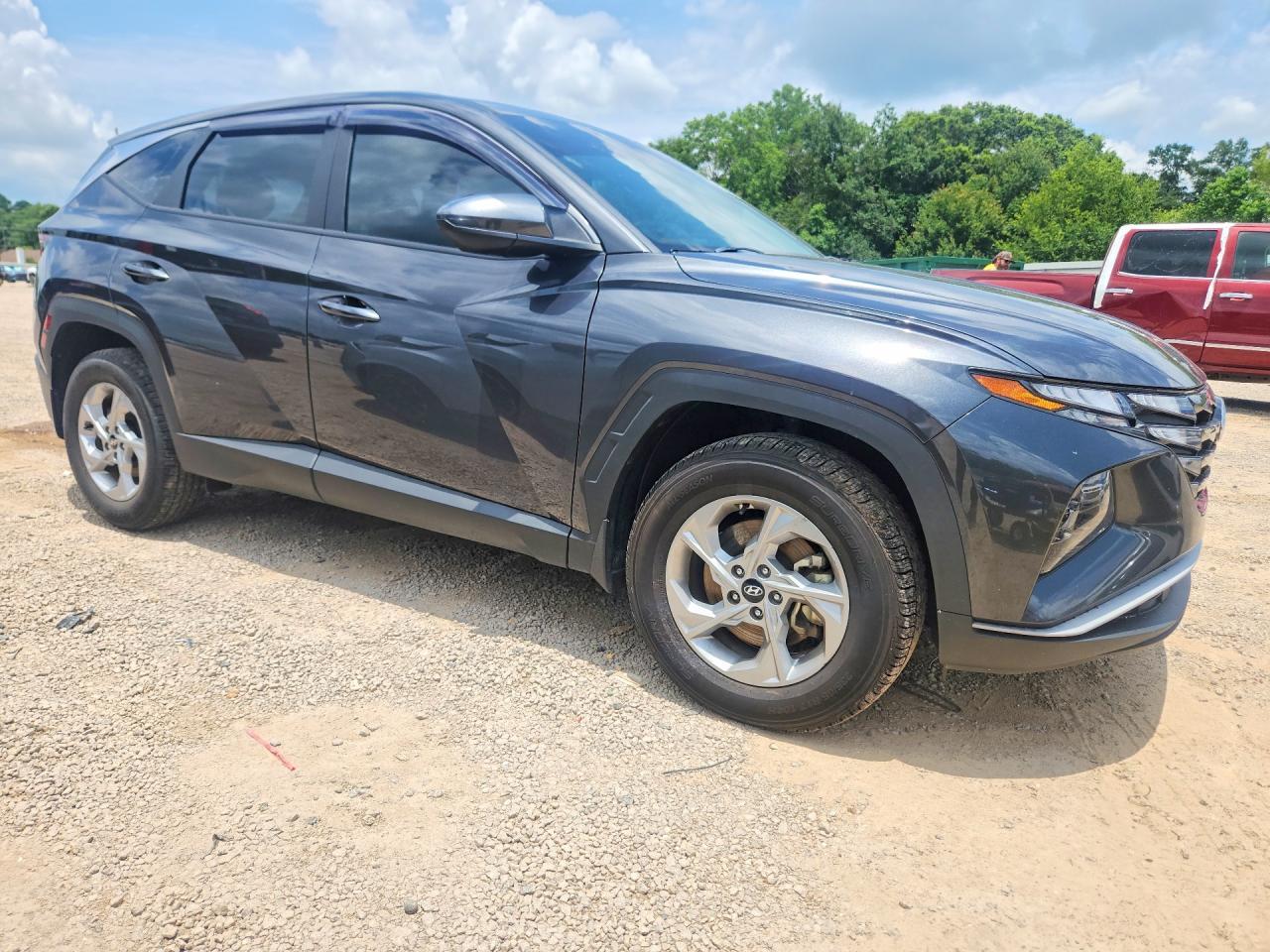 2023 Hyundai Tucson Se - Image 4
