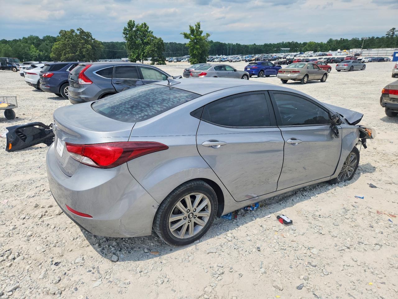 2014 Hyundai Elantra Se - Фото 3
