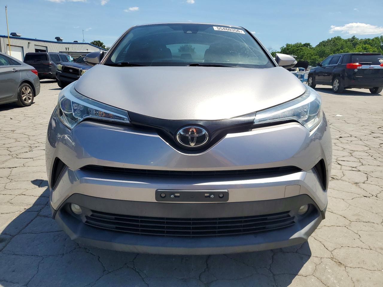 2018 Toyota C-Hr Xle Premium - Фото 5