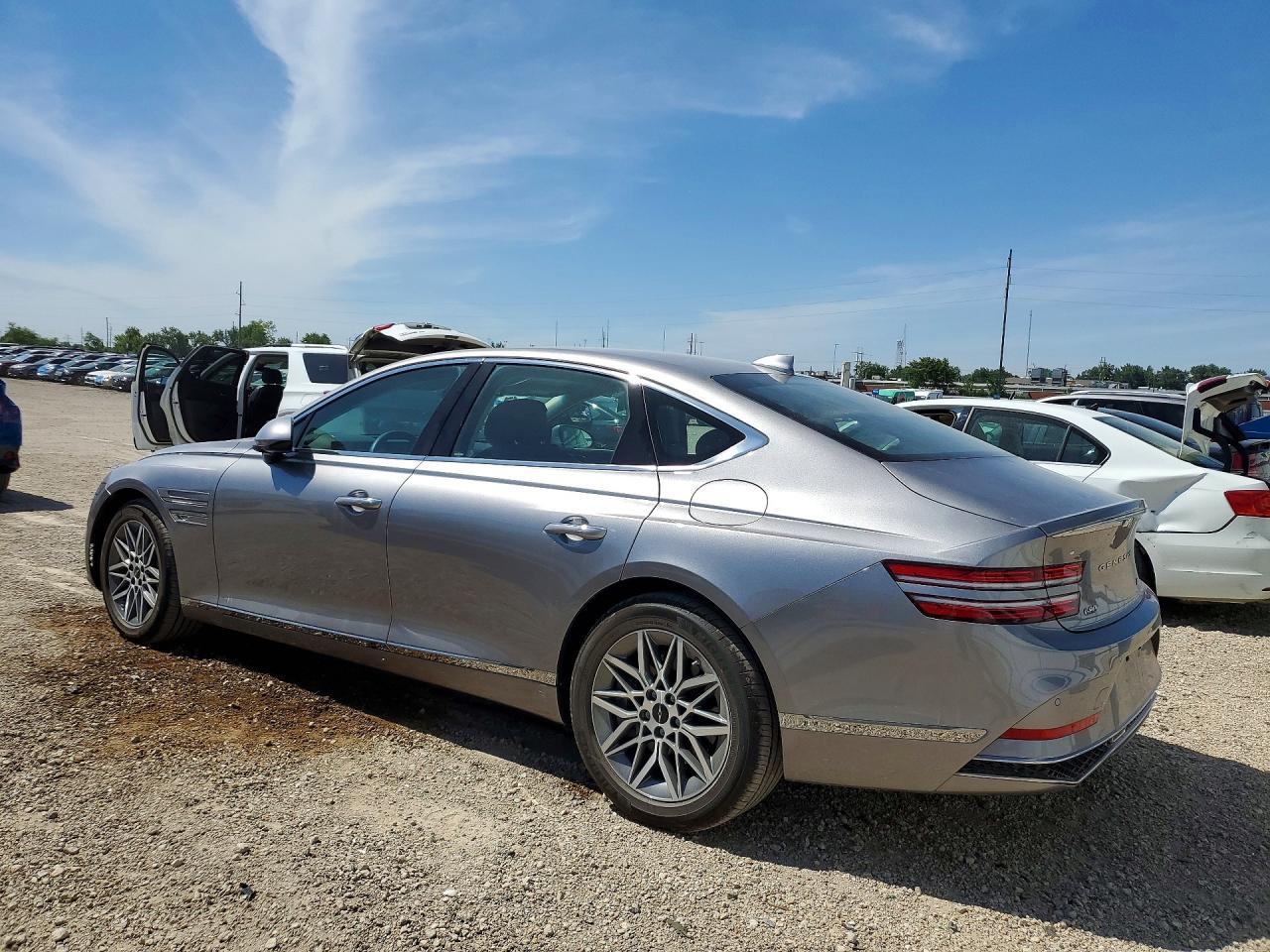 2026 Genesis G80 Base - Фото 2