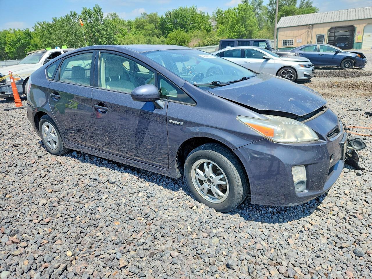 2011 Toyota Prius Two - Фото 4