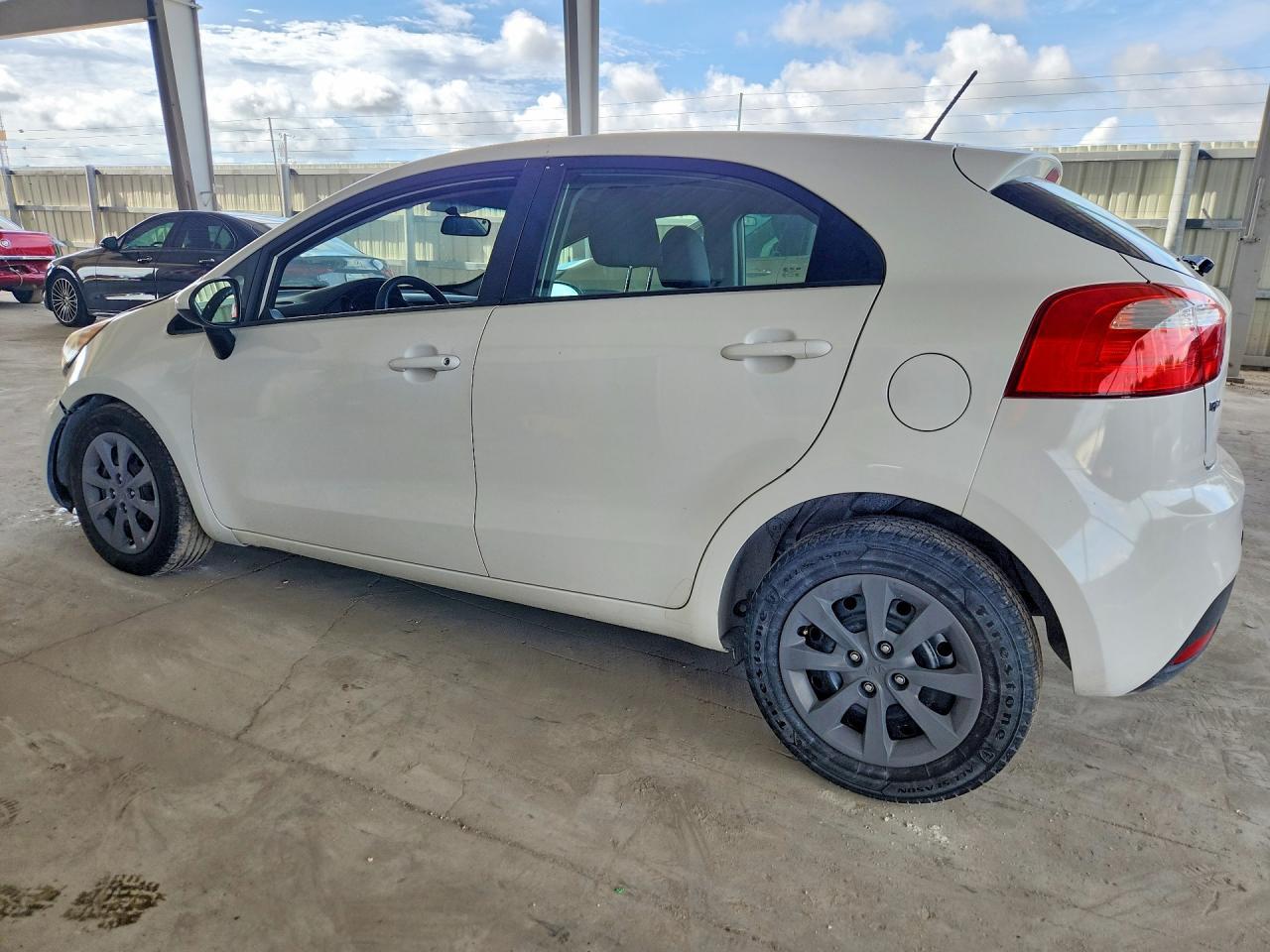 2013 Kia Rio Lx - Фото 2