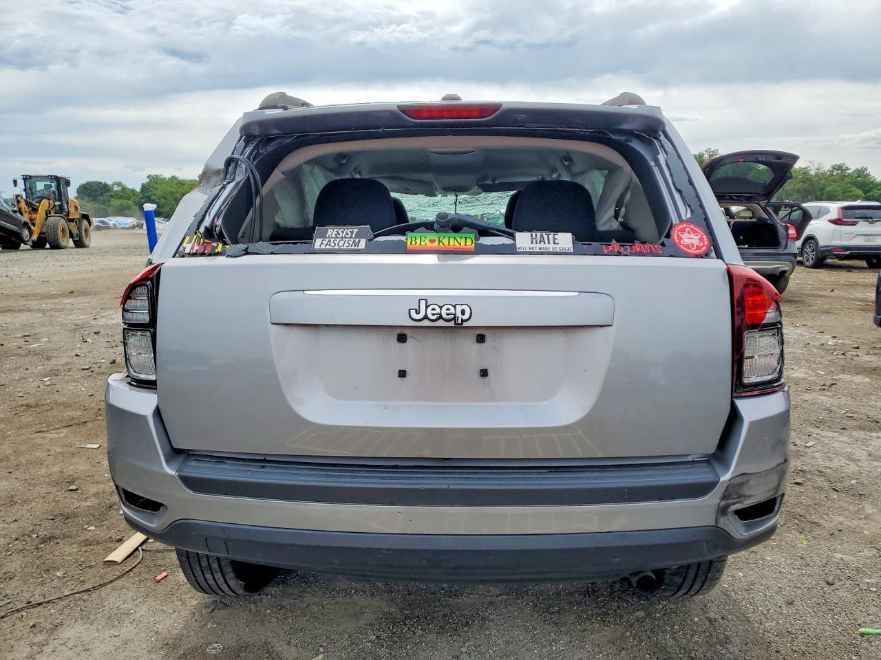 2016 Jeep Compass Sport - Фото 6