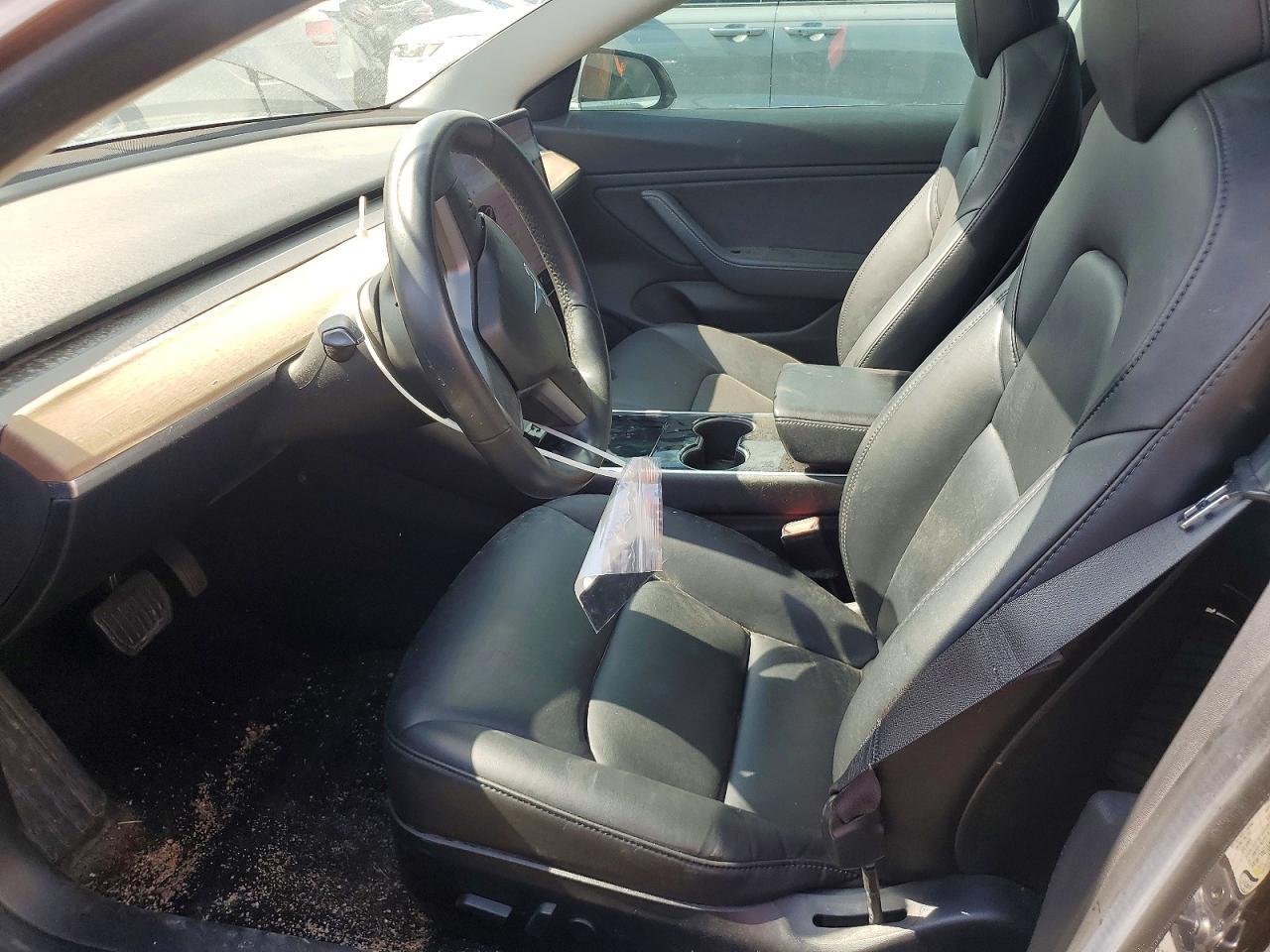 2018 Tesla Model 3 - Image 7