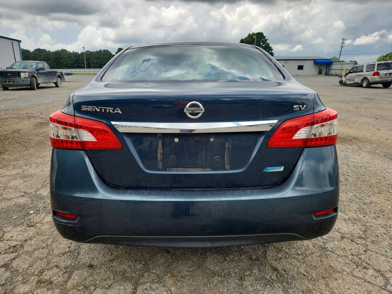 2013 Nissan Sentra S - Фото 6