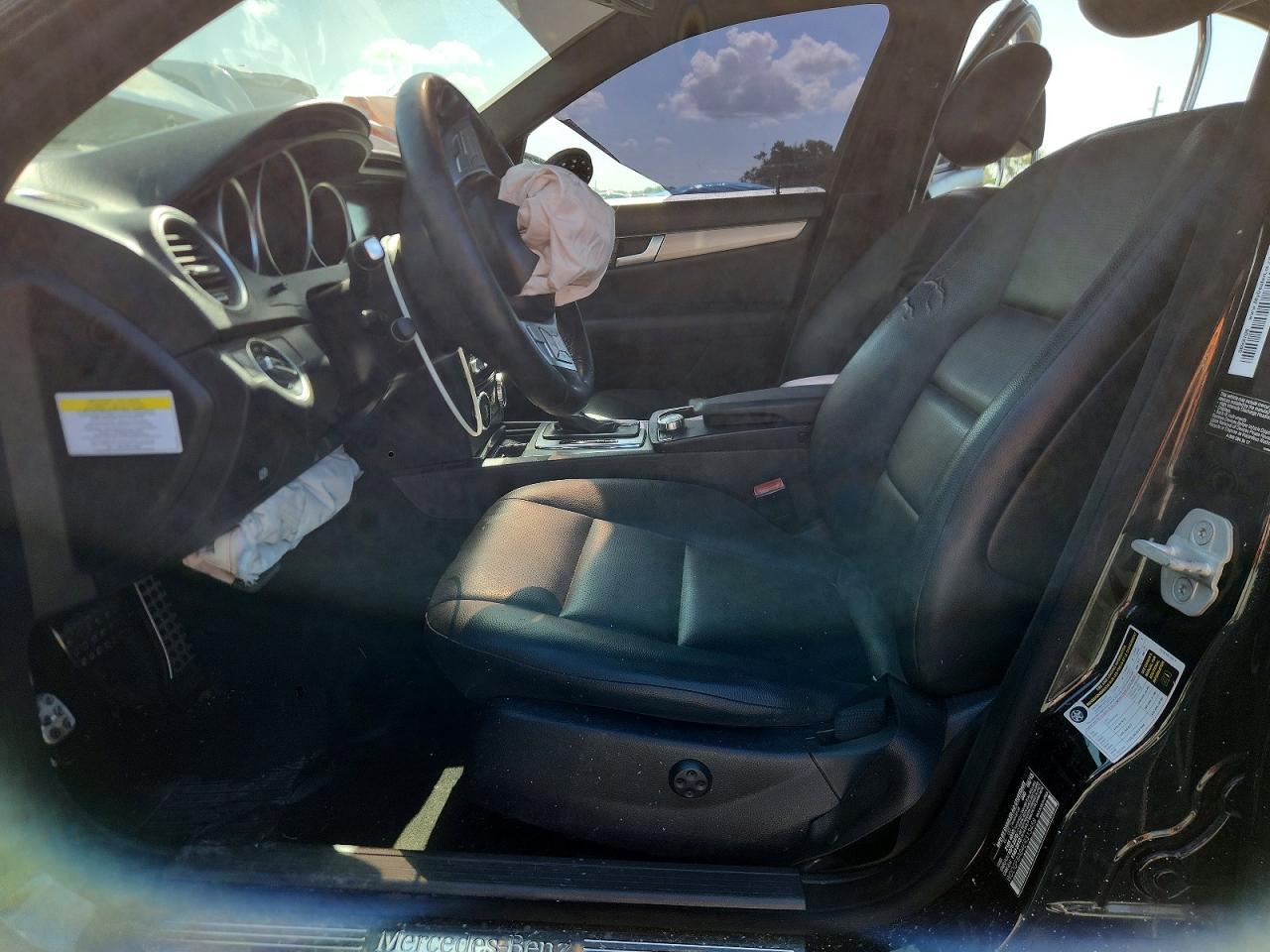 2014 Mercedes-Benz C 300 4Matic - Фото 7