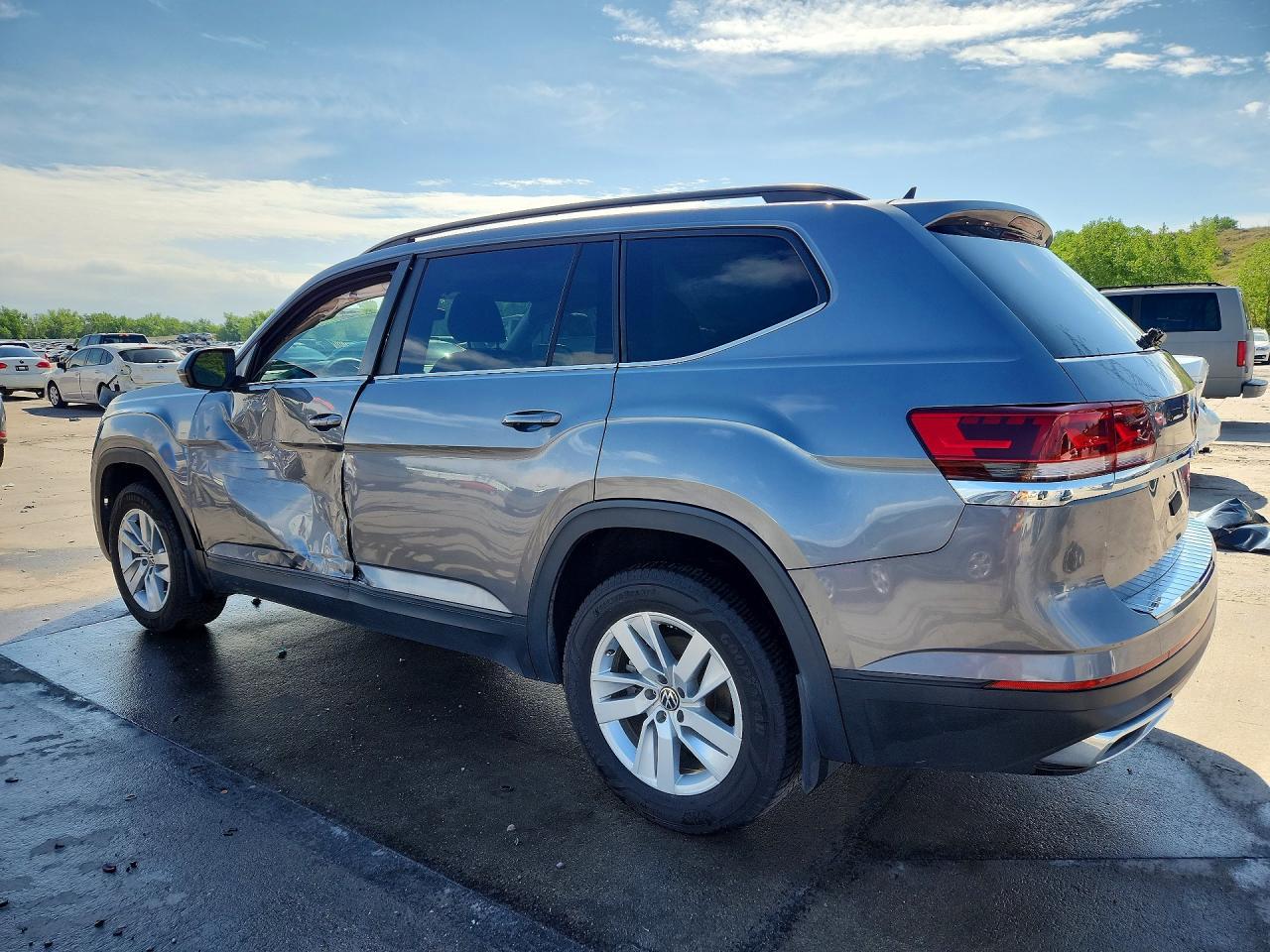2021 Volkswagen Atlas S - Фото 2