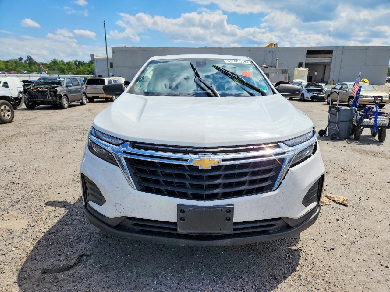 2022 Chevrolet Equinox Ls - Фото 5