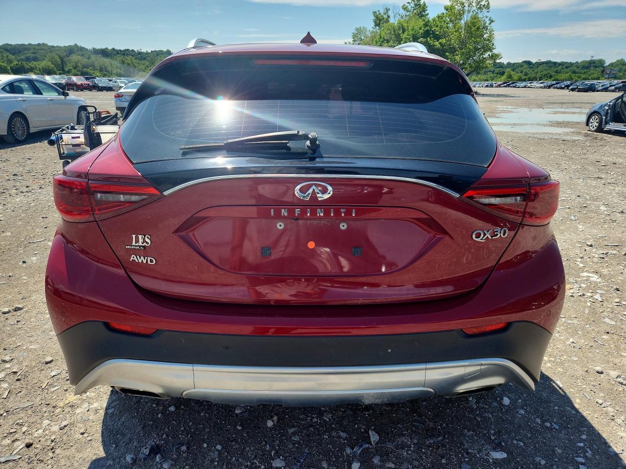 2017 Infiniti Qx30 Premium - Фото 6