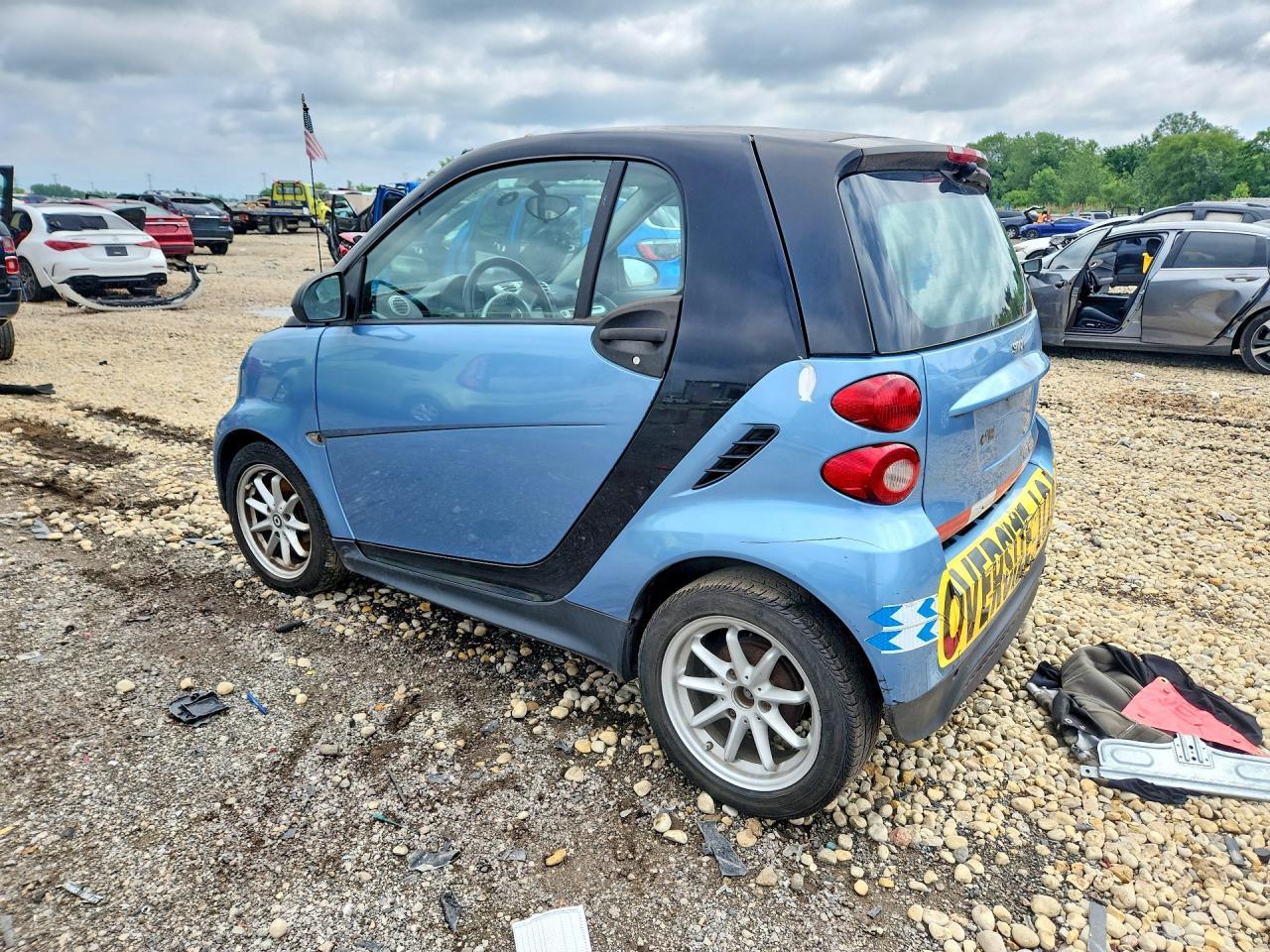 2013 Smart Fortwo - Image 2