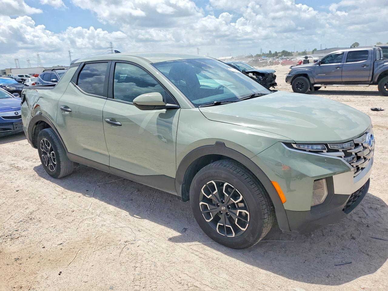 2024 Hyundai Santa Cruz Se - Фото 4