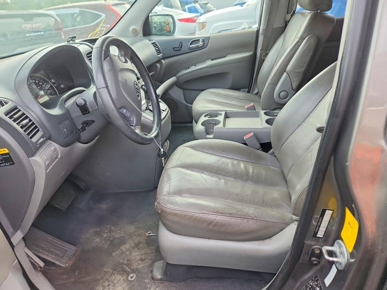 2010 Kia Sedona Ex - Фото 7