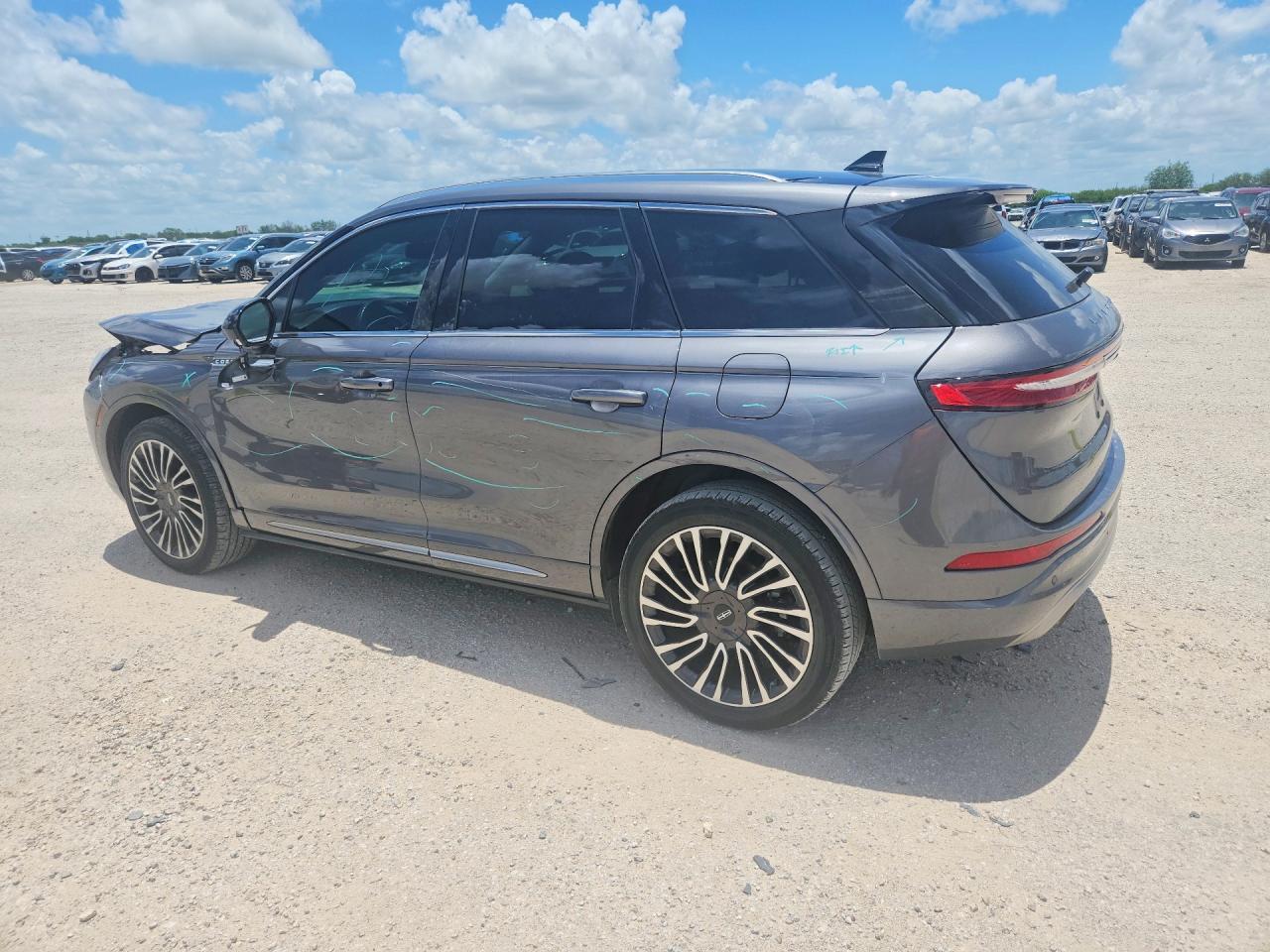 2021 Lincoln Corsair - Image 2