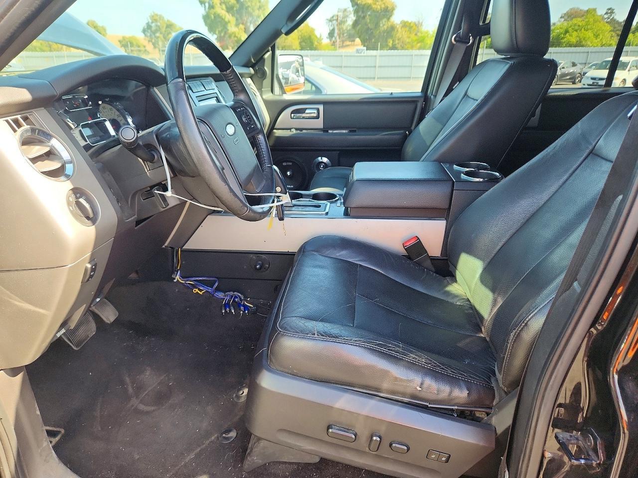 2014 Ford Expedition Limited - Image 7