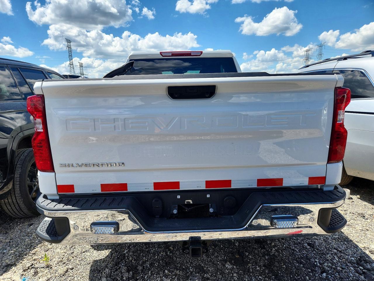 2025 Chevrolet Silverado K1500 - Фото 6