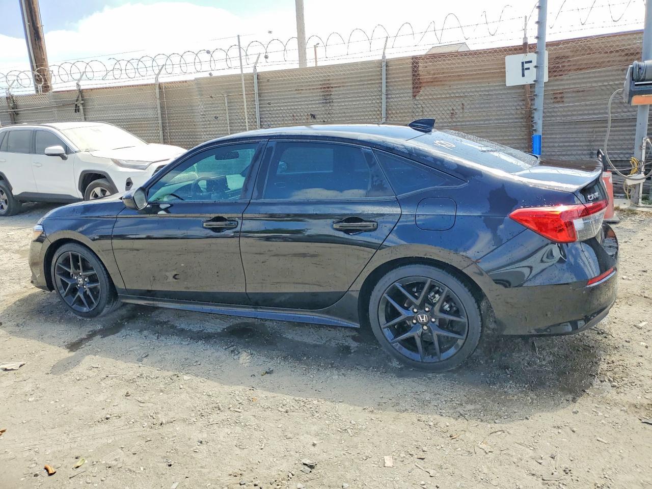 2022 Honda Civic Sport - Фото 2