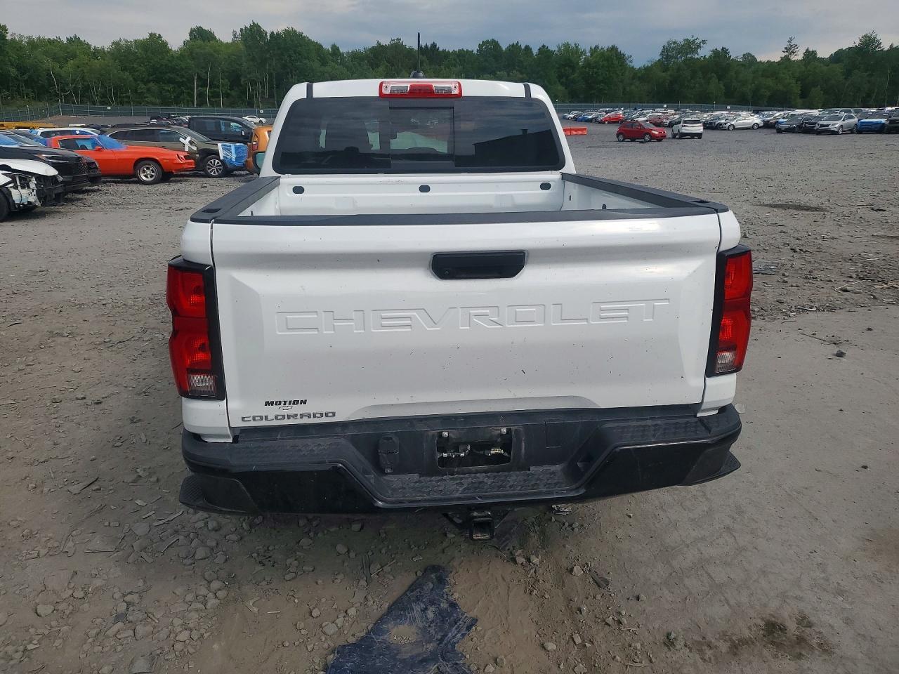 2024 Chevrolet Colorado Z71 - Image 6