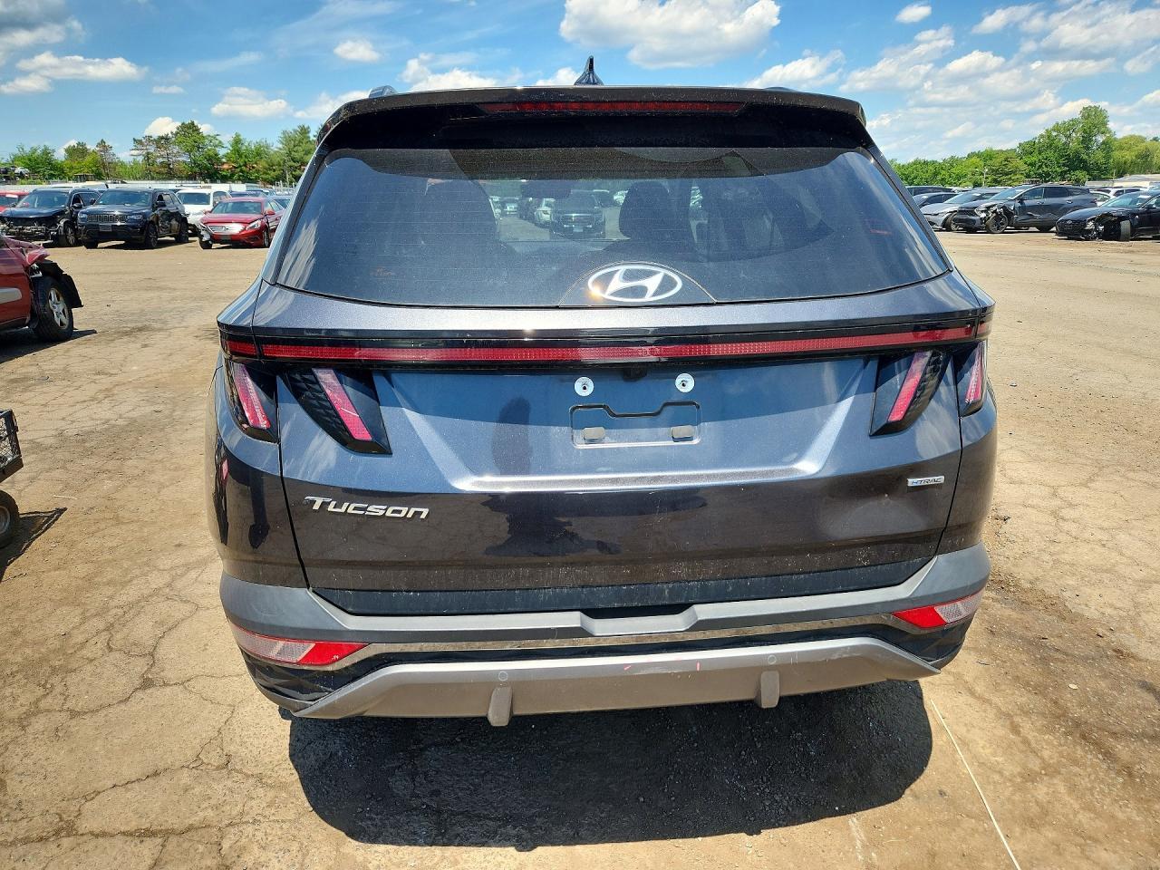 2022 Hyundai Tucson Limited - Image 6