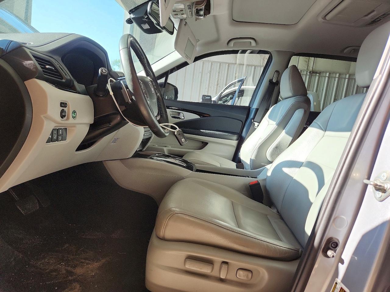 2016 Honda Pilot Touring - Image 7