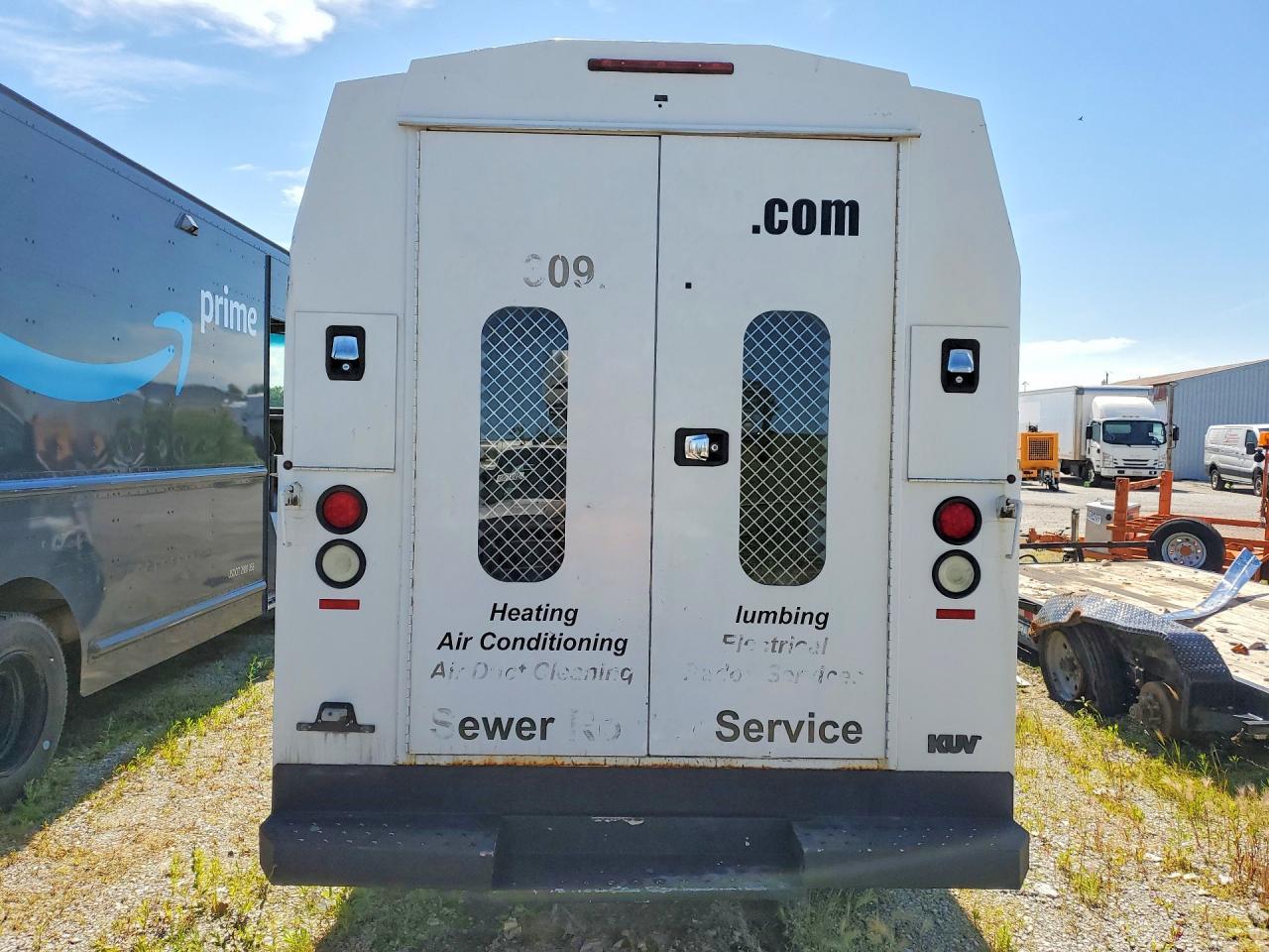 2012 Chevrolet Express 35 - Фото 6