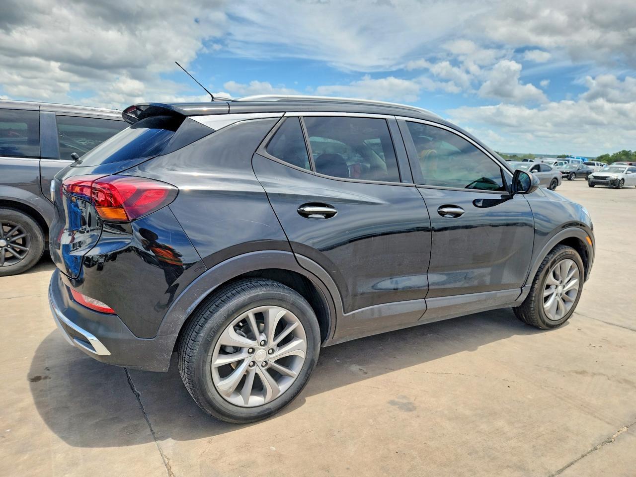 2022 Buick Encore Gx Essence - Фото 3