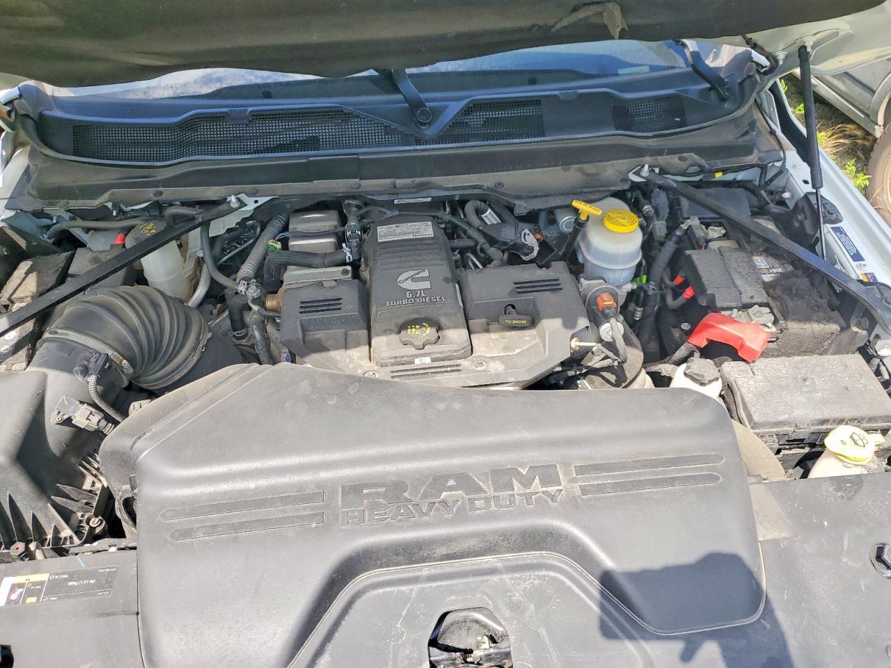 2022 Ram 3500 - Image 7