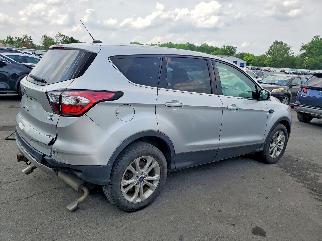 2017 Ford Escape Se - Image 3