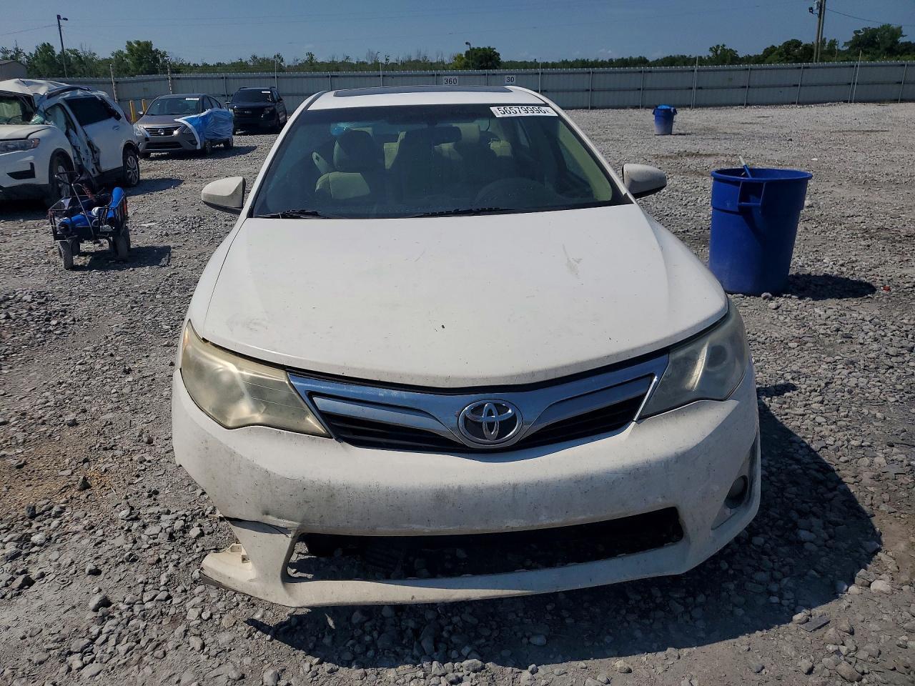 2014 Toyota Camry Xle V6 - Фото 5