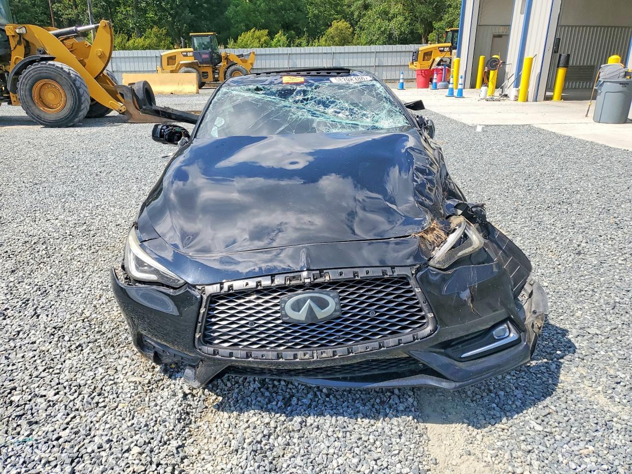 2017 Infiniti Q60 3.0T Premium - Image 5