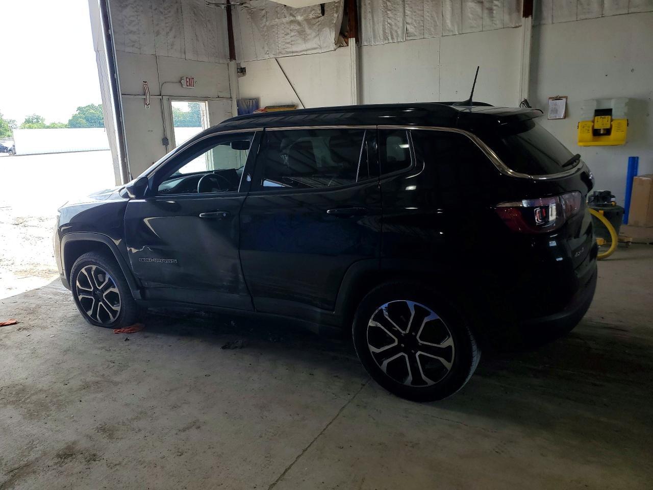 2022 Jeep Compass Limited - Image 2