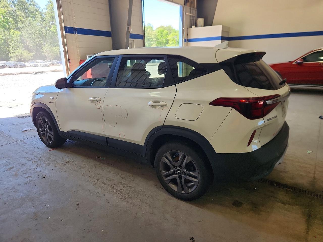 2021 Kia Seltos Lx - Image 2