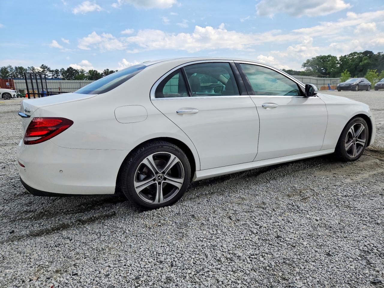 2020 Mercedes-Benz E 350 4Matic - Image 3