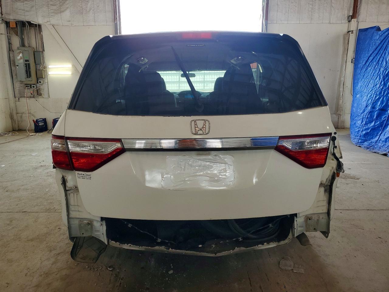 2011 Honda Odyssey Lx - Image 6