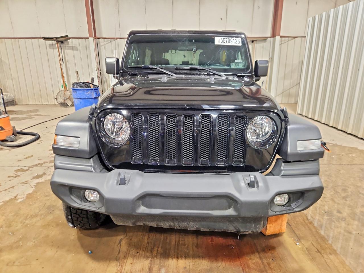 2021 Jeep Wrangler Unlimited Sport - Фото 5