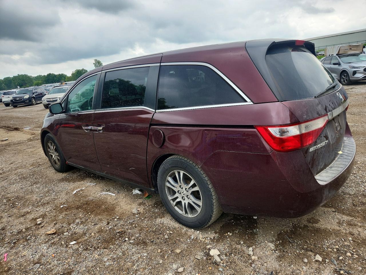 2012 Honda Odyssey Ex - Фото 2