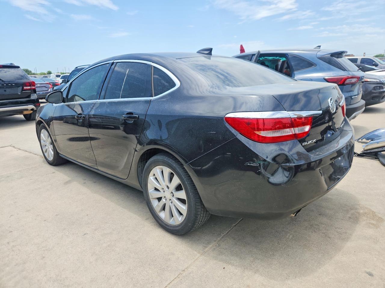 2015 Buick Verano - Фото 2
