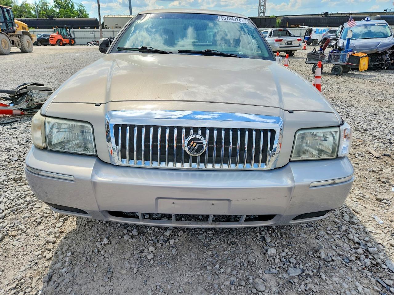 2010 Mercury Grand Marquis Ls - Фото 5