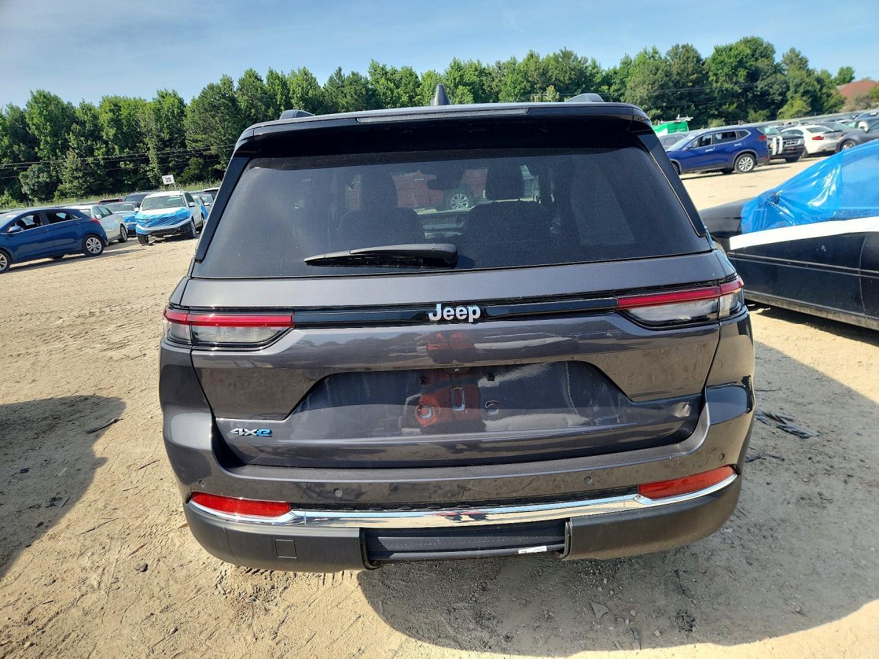 2024 Jeep Grand Cherokee Limited 4Xe - Image 6