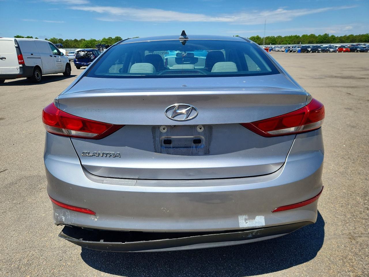 2017 Hyundai Elantra Se - Image 6