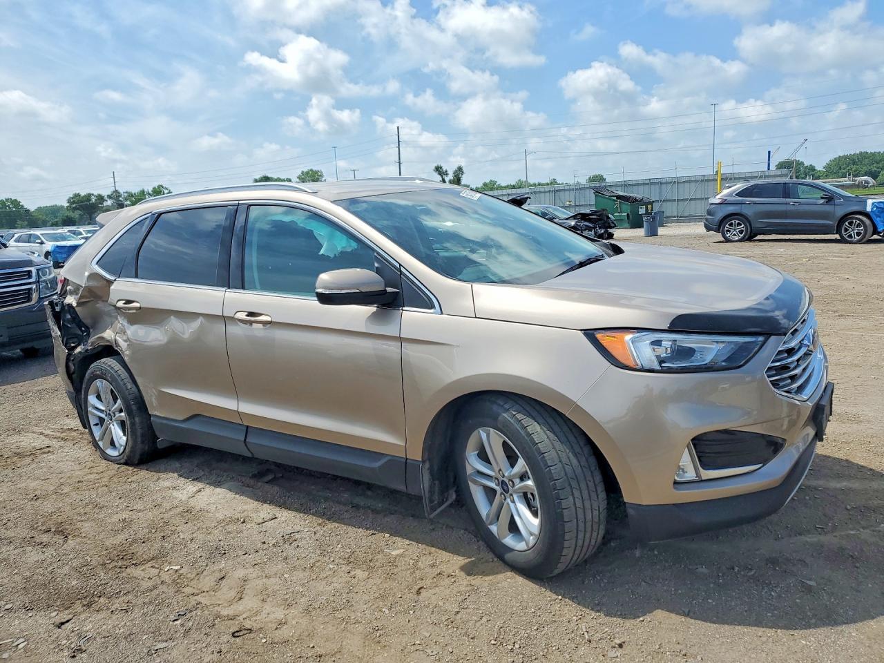 2020 Ford Edge Sel - Фото 4