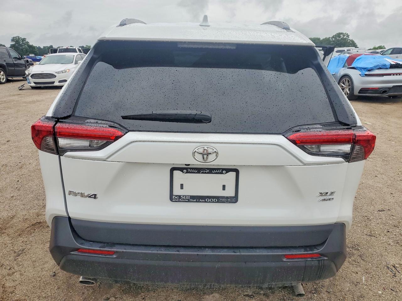 2024 Toyota Rav4 Xle Premium - Image 6