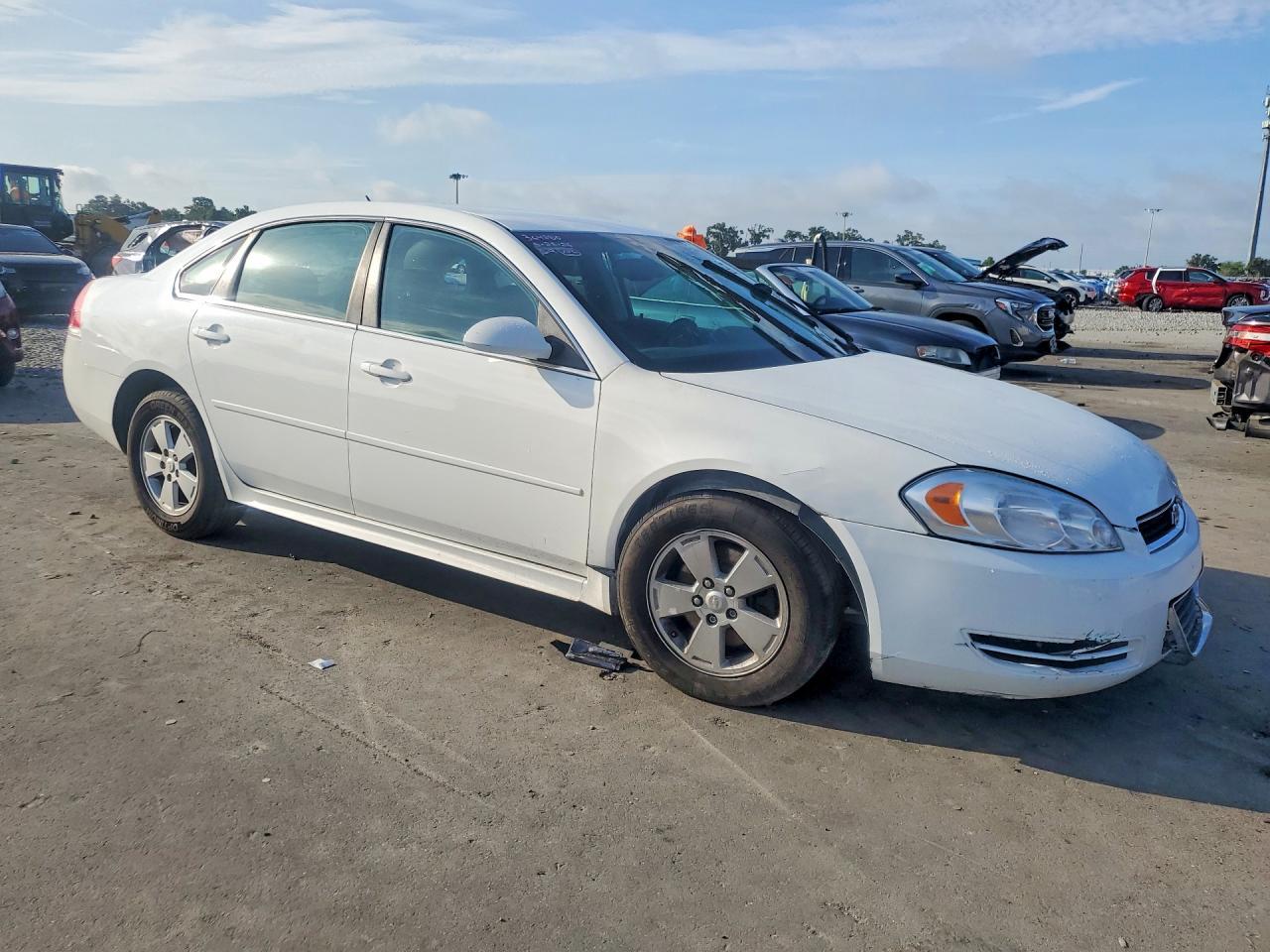 2010 Chevrolet Impala Lt - Image 4