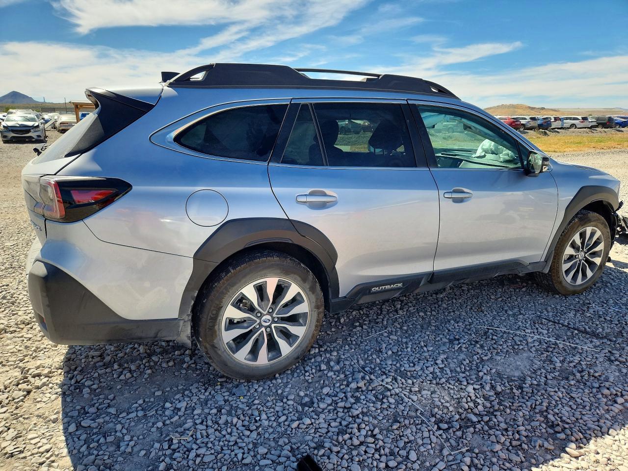 2025 Subaru Outback Limited - Фото 3