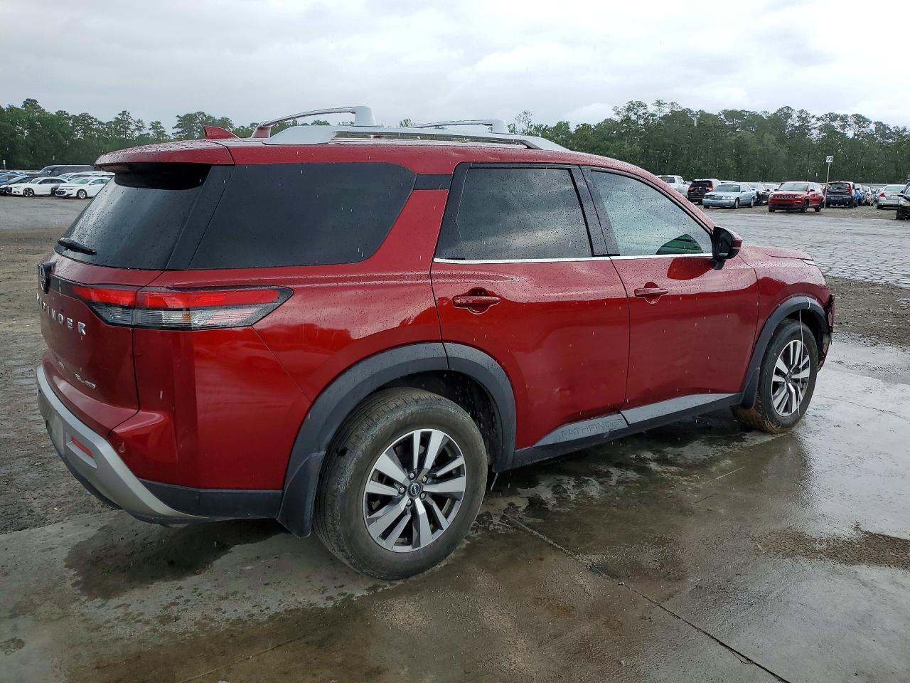 2023 Nissan Pathfinder Sl - Фото 3