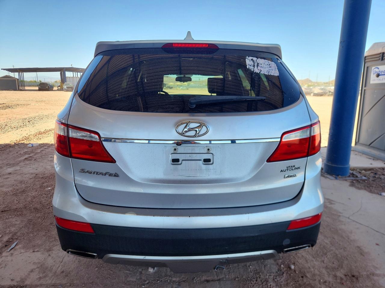 2015 Hyundai Santa Fe Gls - Image 6